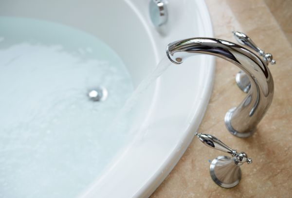 Cost of Tub Faucet Replacement in Vallejo